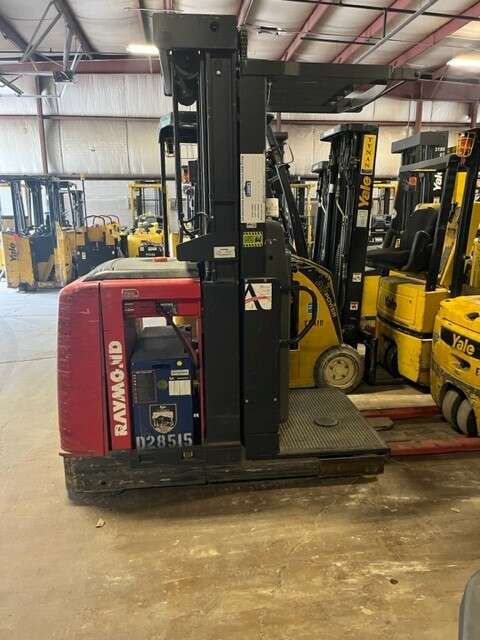 Raymond OPC30TT electric narrow aisle stand up rider 3000lb order picker forklift